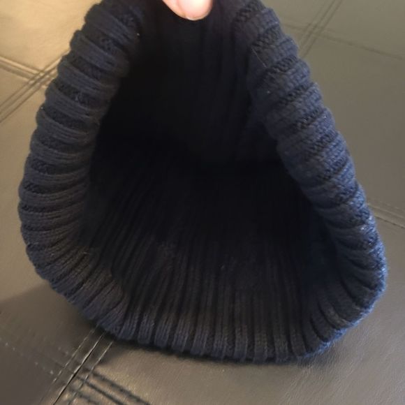 Carhartt Unisex Black Acrylic/Cotton Knit Beanie with Logo Patch - Picture 2 of 5